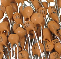 10 x ceramic capacitor 47 nf 50V RM 2.54